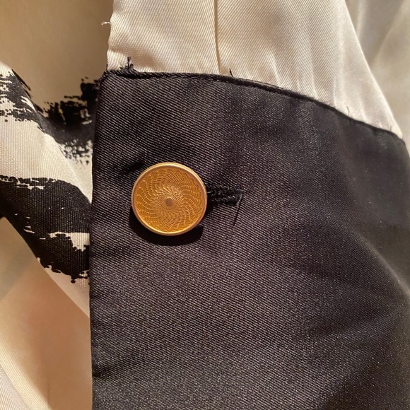 ZARA Blouse Low Neck - Picture 5 of 5